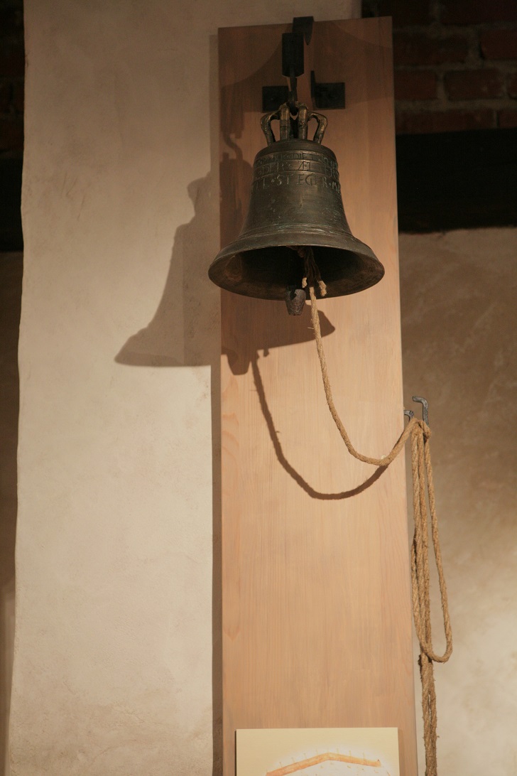 Mālpils zvans ekspozīcijā „Turaidas pils un novads 1566–1776”