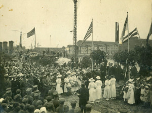 Latvijas Pagaidu valdības sagaidīšana Rīgā. 1919. gada 8. jūlijs